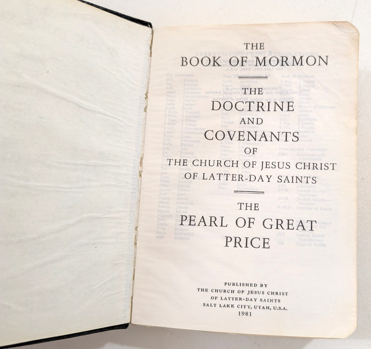Quad Black LDS Scriptures Holy Bible Book of Mormon 7.5 x 5.5