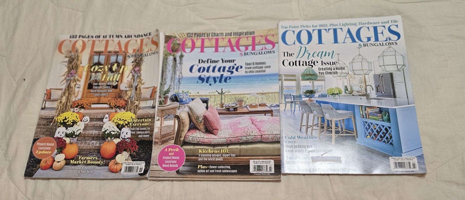 Lot of 3 Cottages & Bungalows Magazine As Pictured
