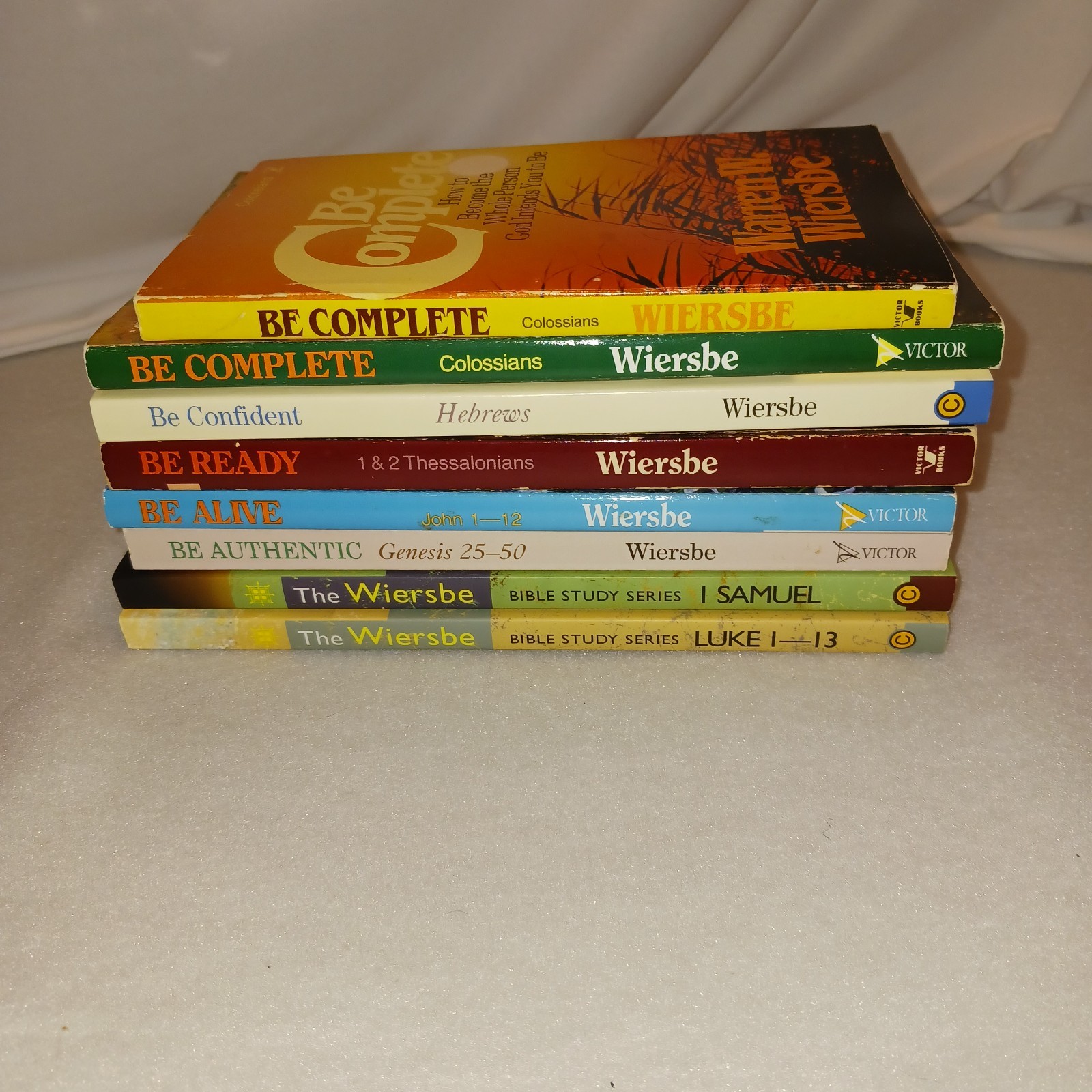 Wiersbe Lot 8 Warren W Wiersbe Books Inc. 6 Be Series & 2 Wiersbe Bible Study Se
