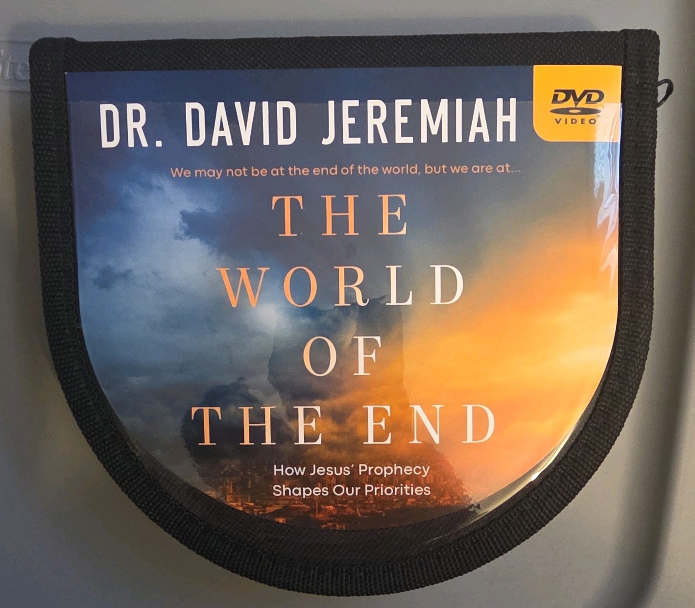 Dr David Jeremiah The World of The End 9 DVD Set Zipper Case Prophecy End Times