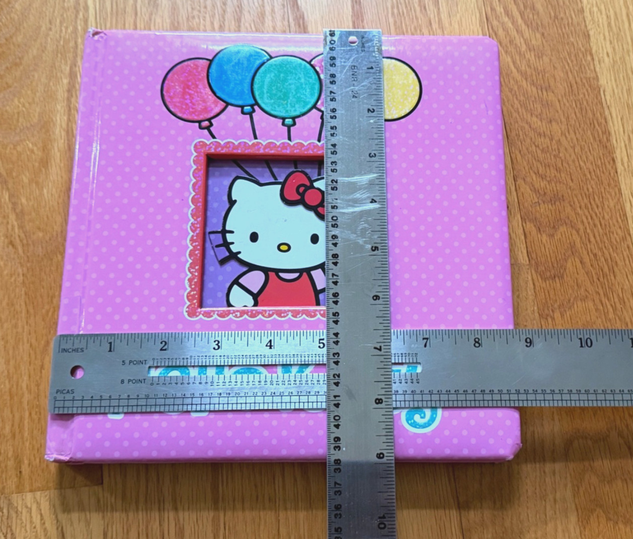 Hello Kitty Libro de Cuentos Spanish Childrens Board Book 2013 Hardcover