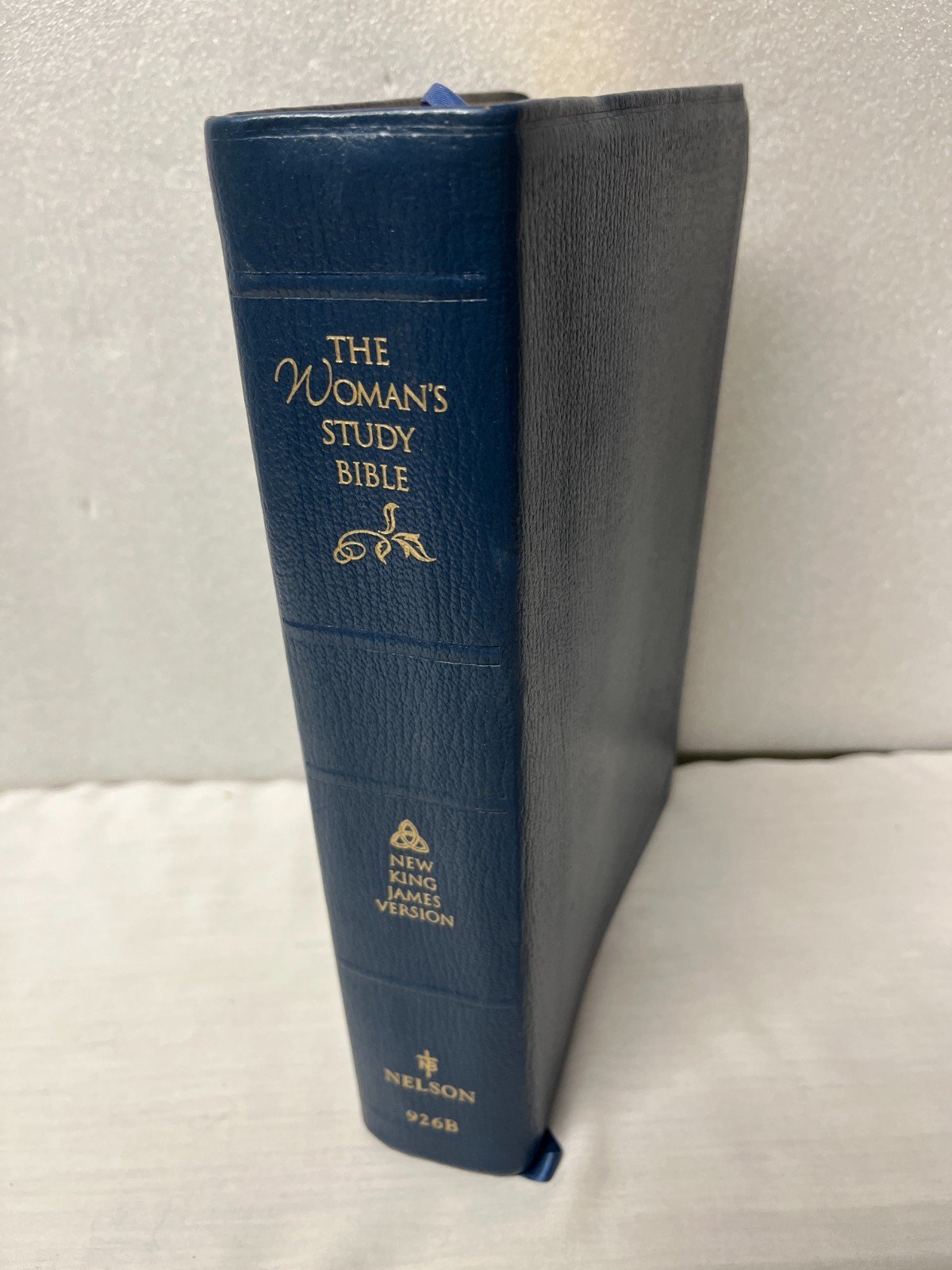 The Woman’s Study Bible NKJV Thomas Nelson 926B Blue Genuine Leather 1995