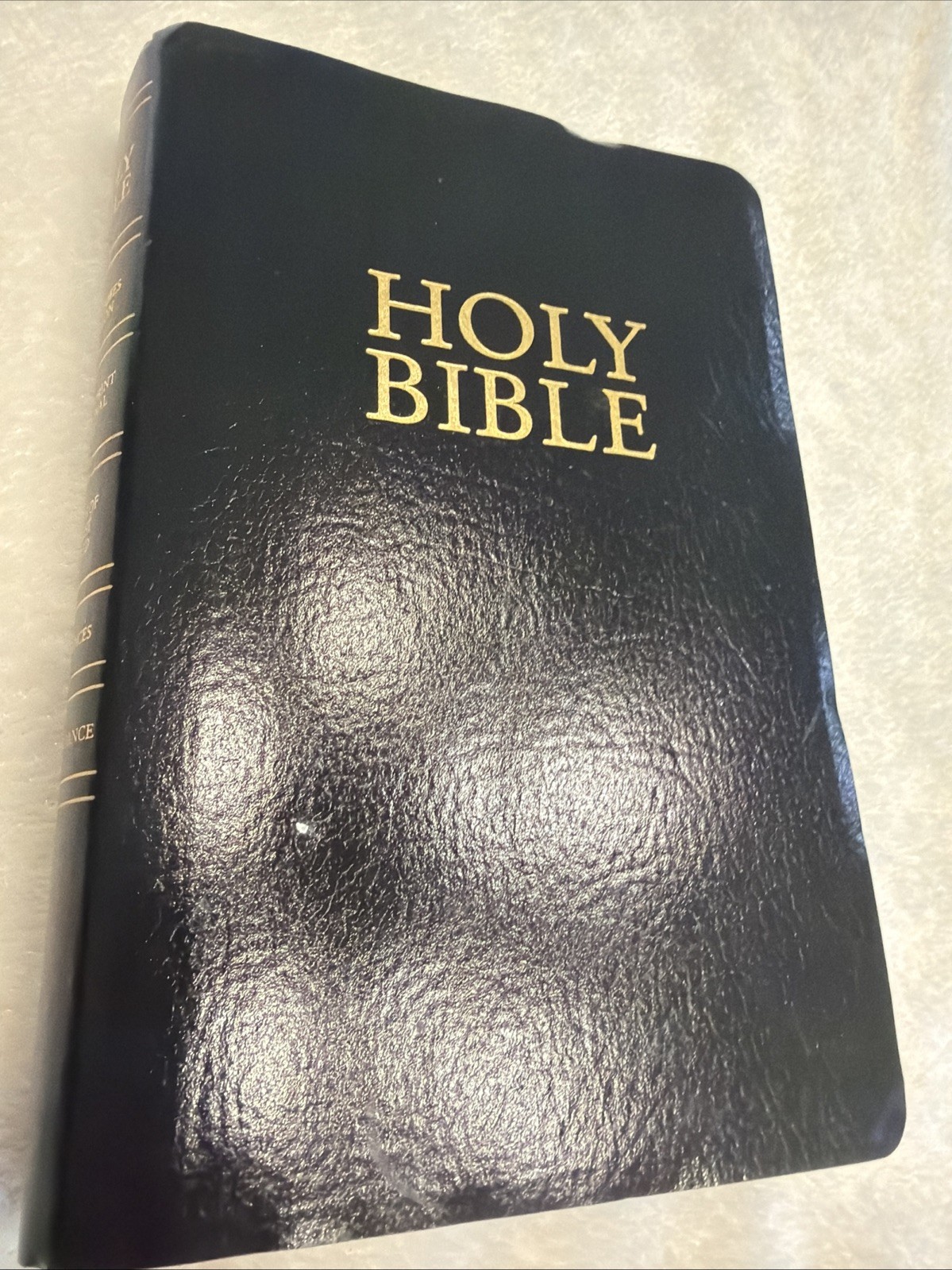 HOLY BIBLE King James Giant Print bible black Imitation Leather Vtg 2000