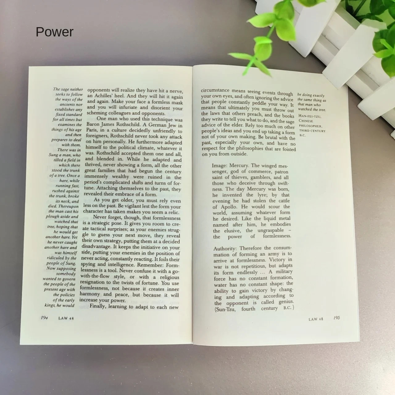 The 48 Laws of Power by Robert Greene Paperback Book New STOCK Free Shipping