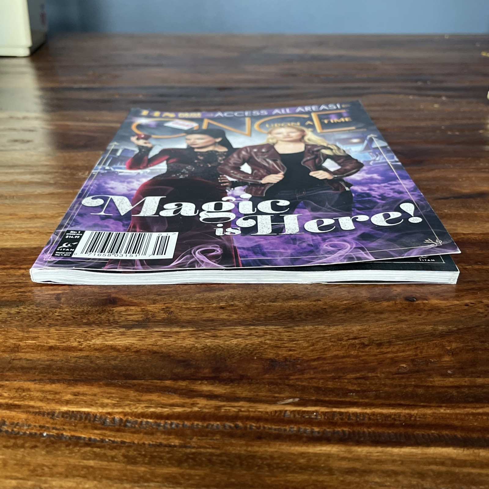 Once Upon a Time Magazine Titan Issue 1 Spring 2013 Very Rare 148 Pages Official