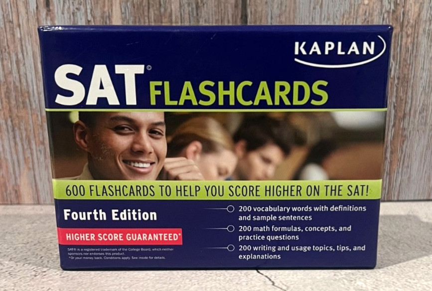 Kaplan SAT In a Box Fourth Edition 600 Flashcards:Vocabulary, Math & Writing