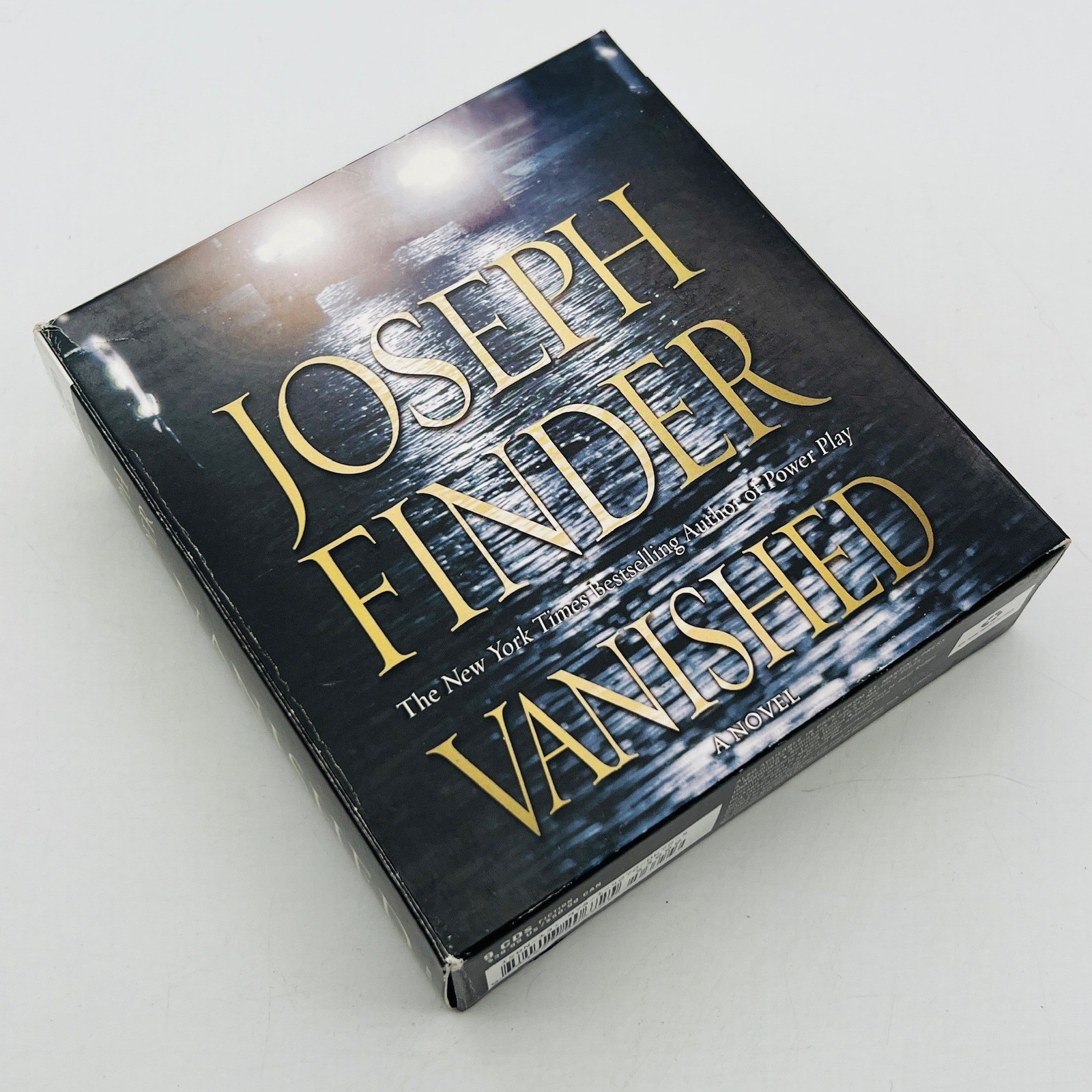Vanished by Joseph Finder Audiobook 9 CDs Unabridged Thriller Holter Graham