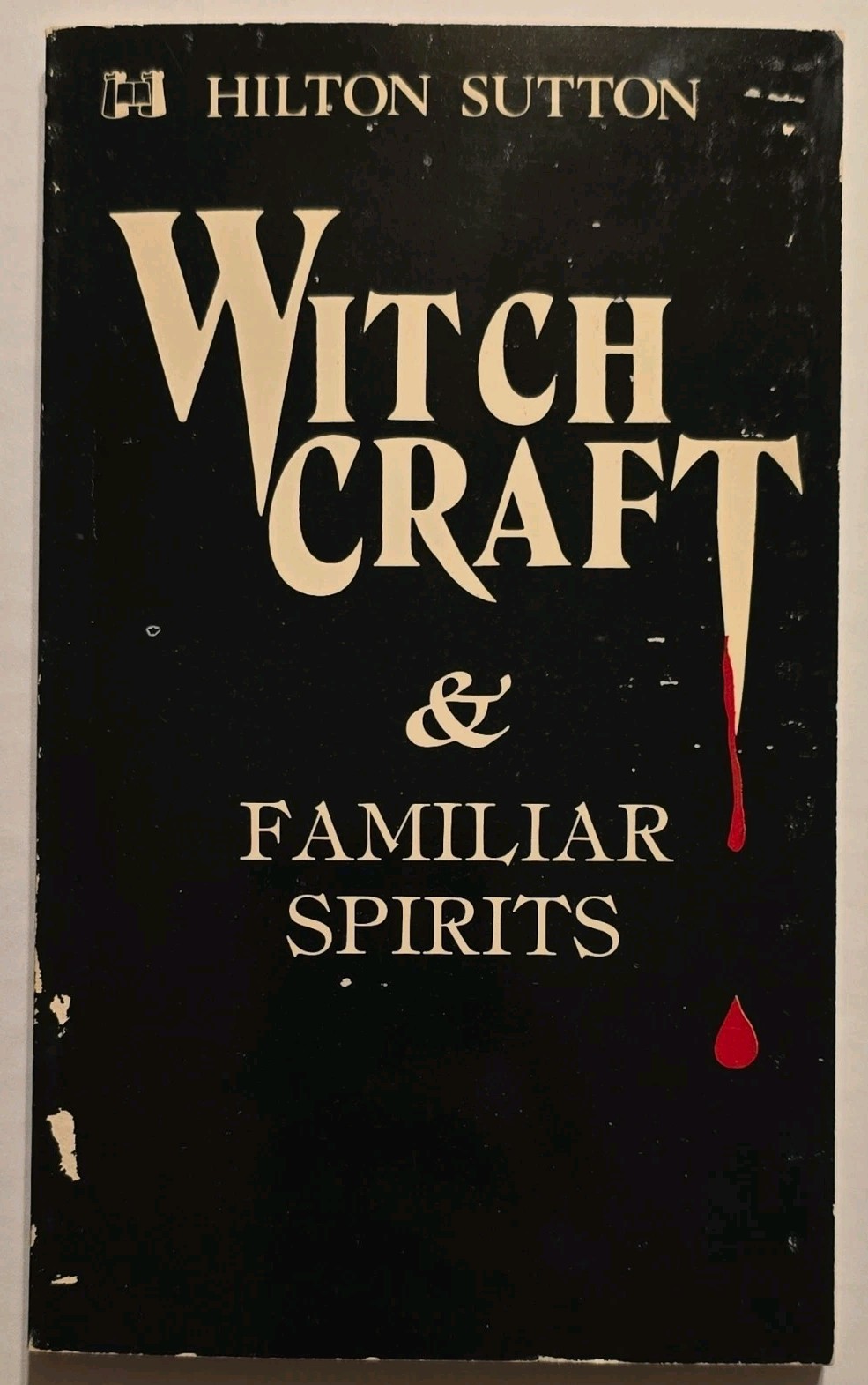 Witchcraft & Familiar Spirits Hilton Sutton 1981 Vintage NEW OLD STOCK Unopened