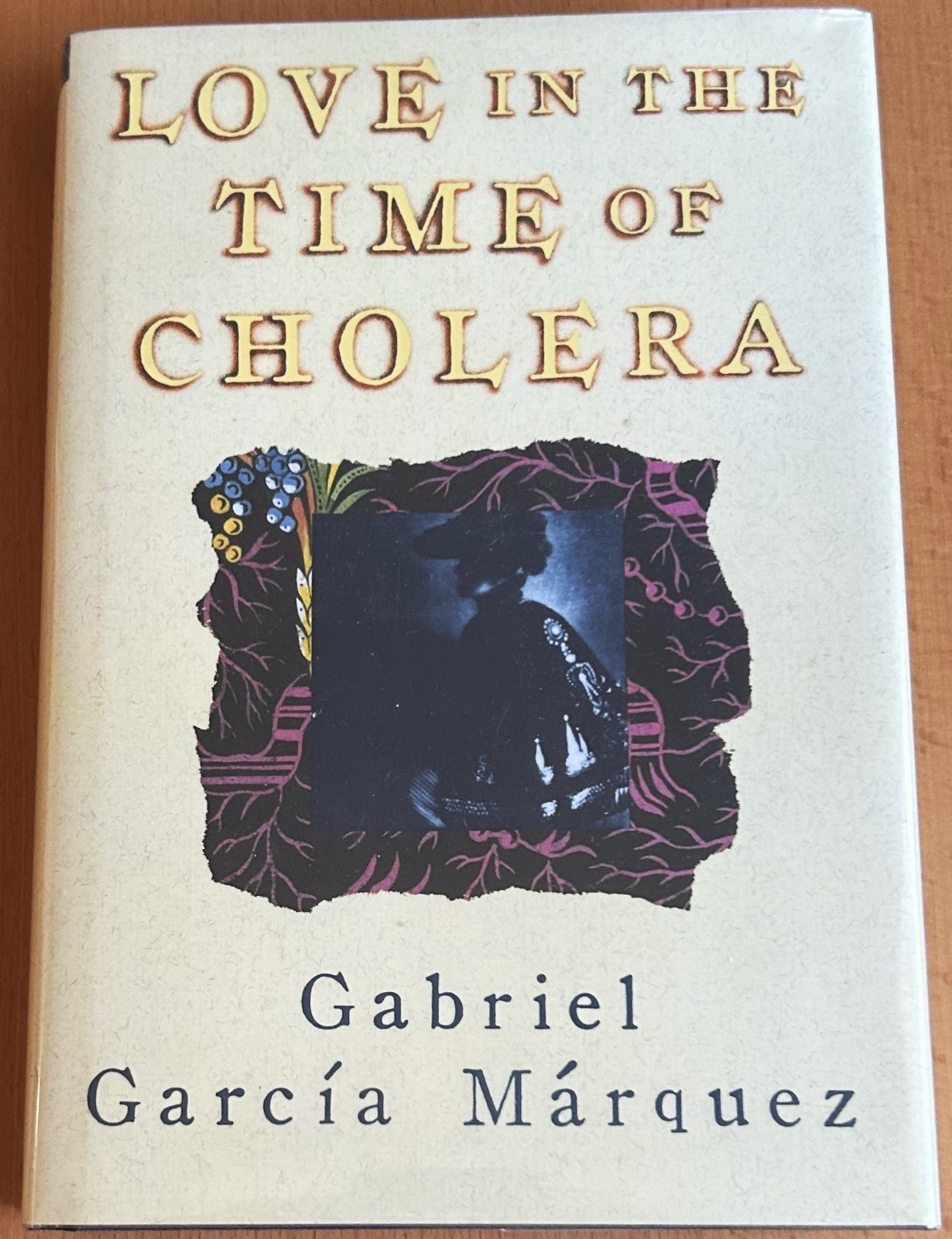 Gabriel Garcia Marquez – Love In The Time Of Cholera – 1988 Knopf First Edition