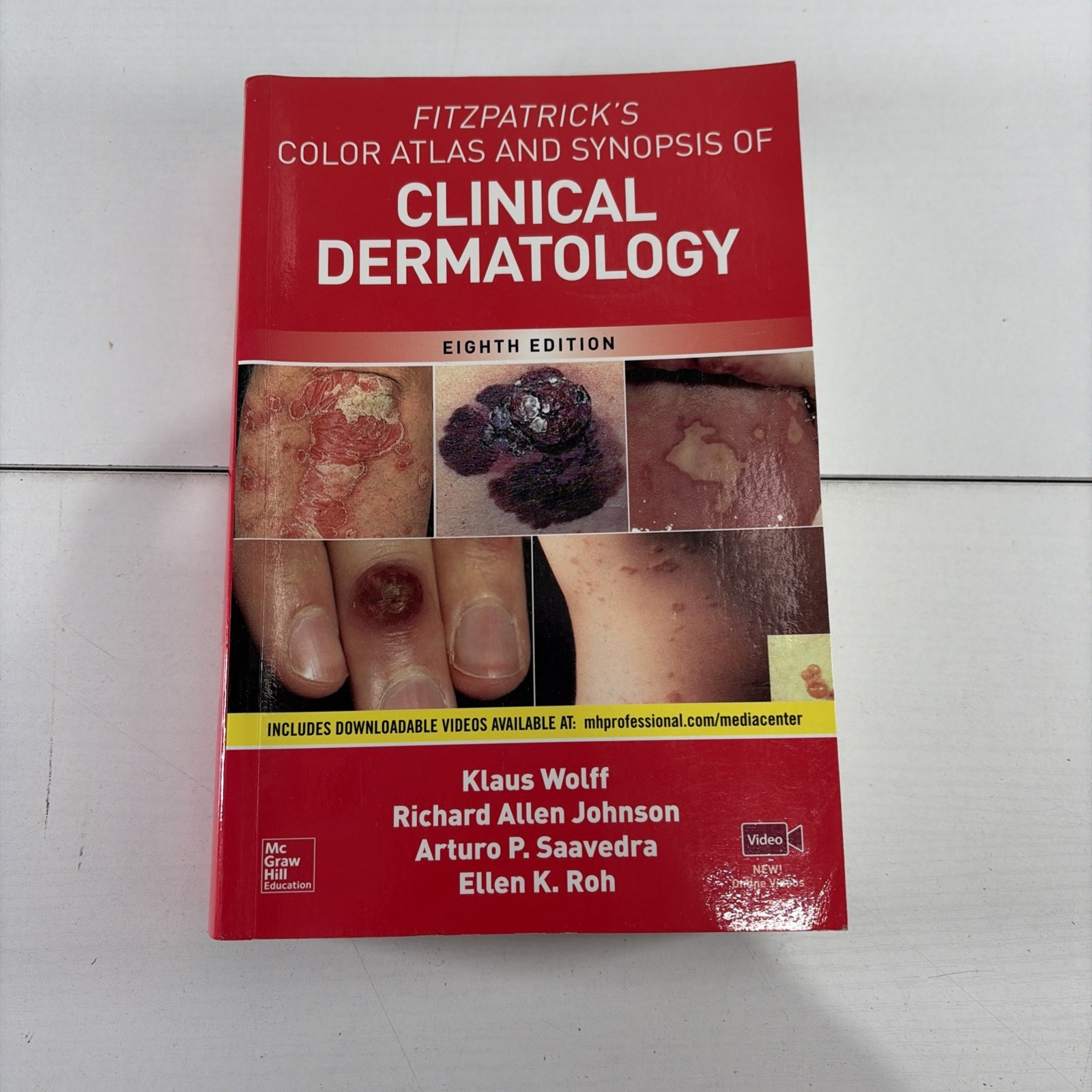 Fitzpatrick’s Color Atlas AND SYNOPSIS OF CLINICAL DERMATOLOGY, 8th Ed
