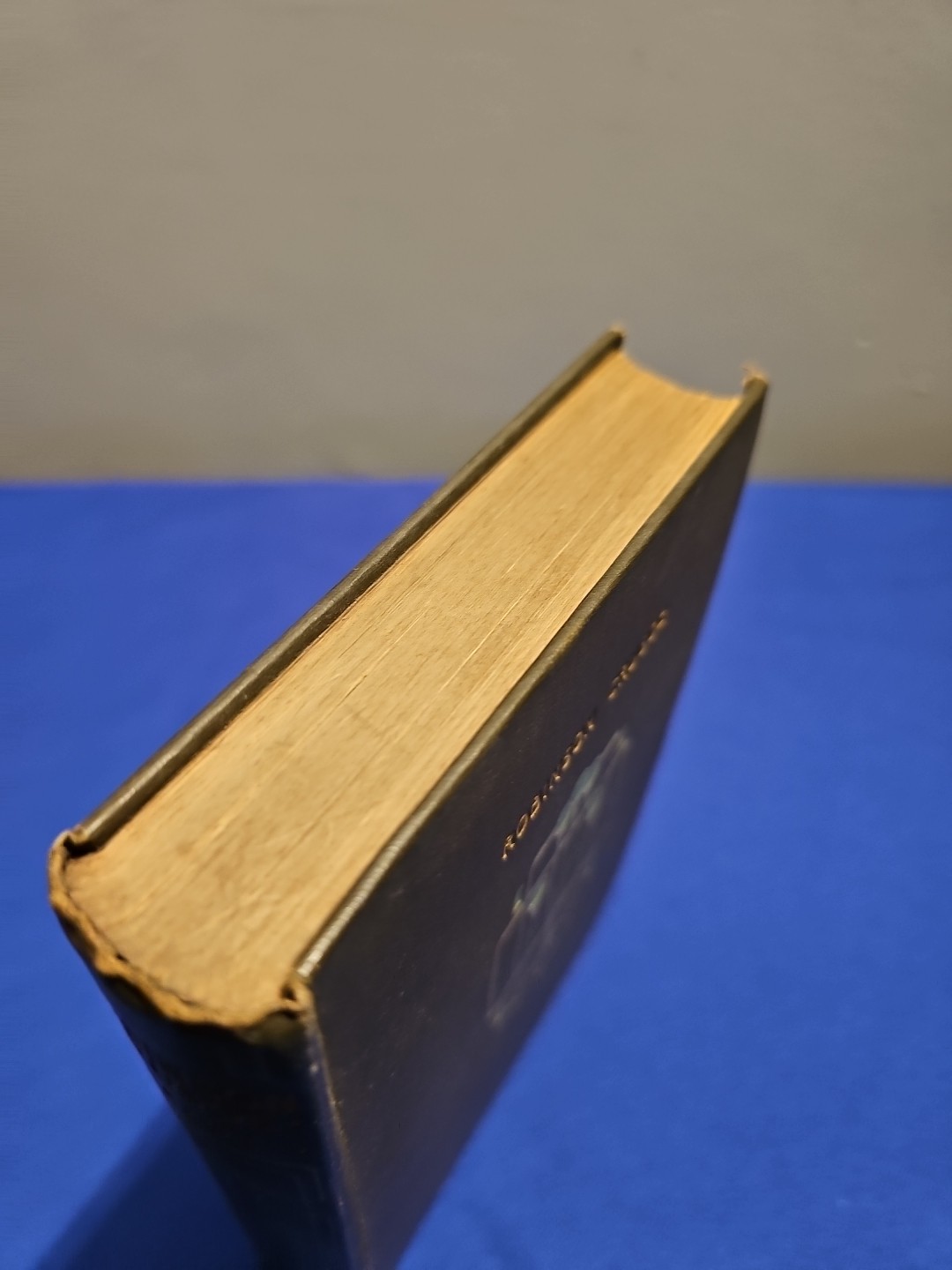 Robinson Crusoe by Daniel Defoe Antique 1910s Hardback Book (Blackie’s Library)