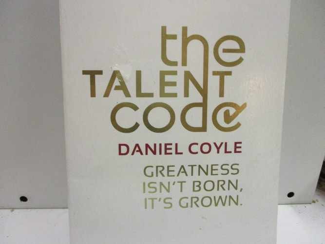 The Talent Code Greatness Isn’t Born, – Paperback, by Coyle Daniel – Very Good