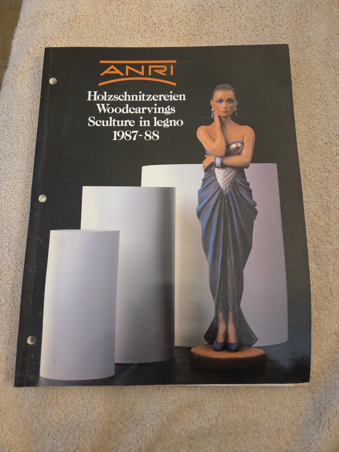 Anri Woodcarving Catalog 1987-88 Sculpture In Legno, 110 Pages
