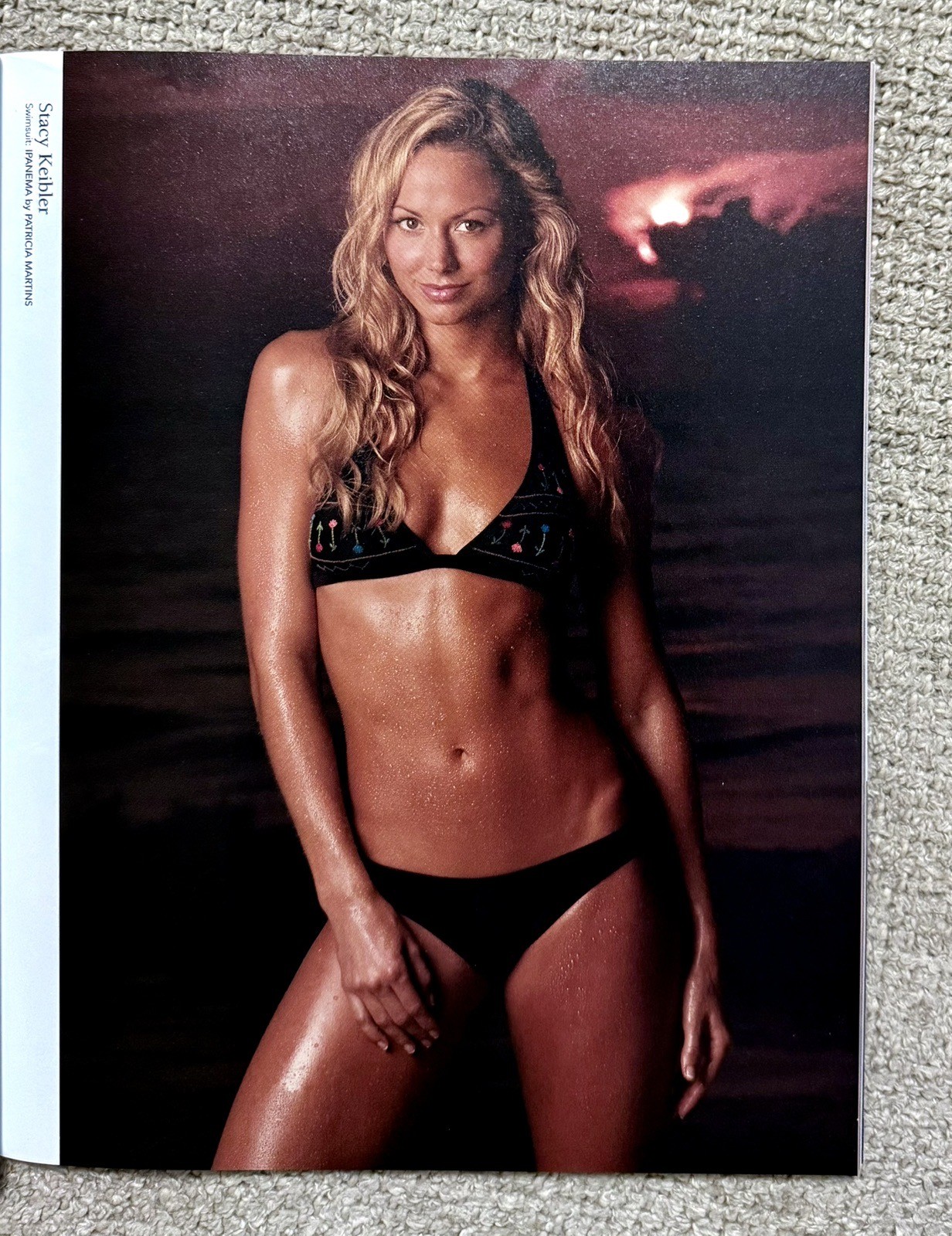 WWE DIVAS: (2004), 120 Pages of Beautiful DIVA Legends, TORRIE WILSON Cover, NM