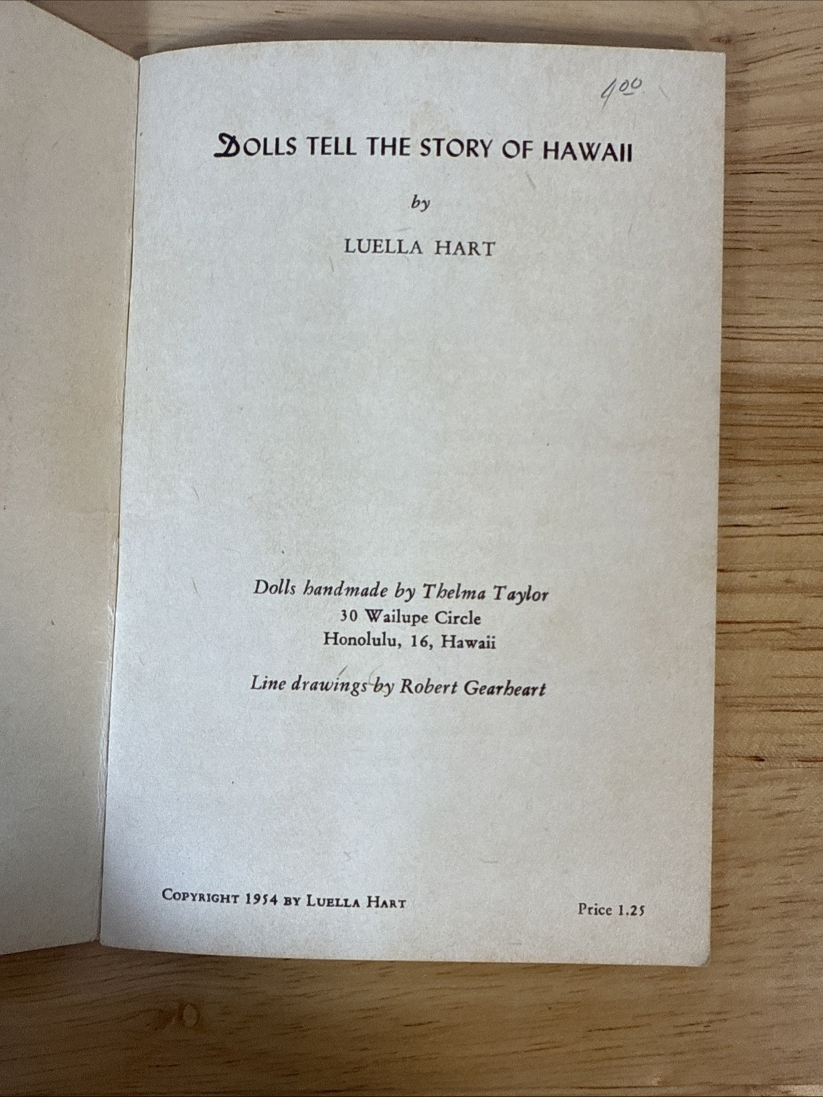 Dolls Tell the Story of Hawaii by Luella Hart 20 Pages 1954