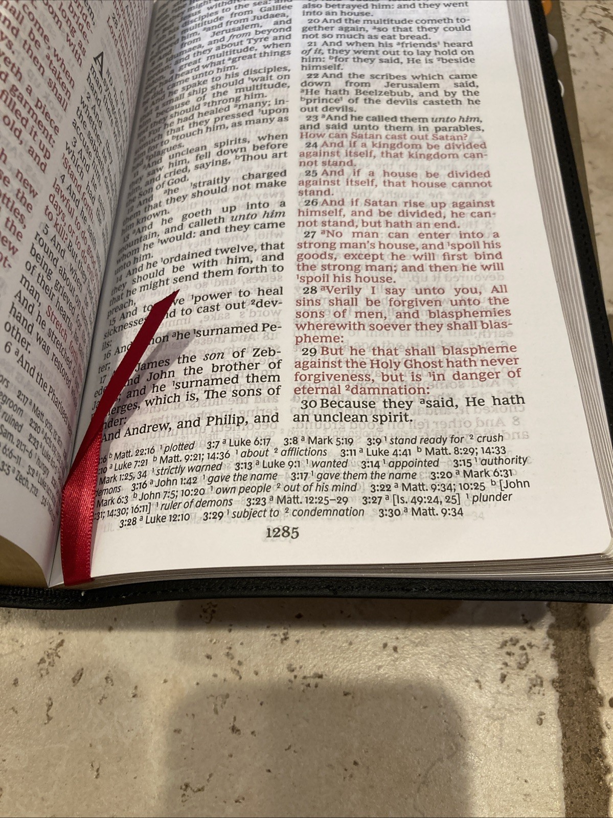 KJV Giant Print Personal Size Ref. Bible RED LETTER Black Genuine Leather