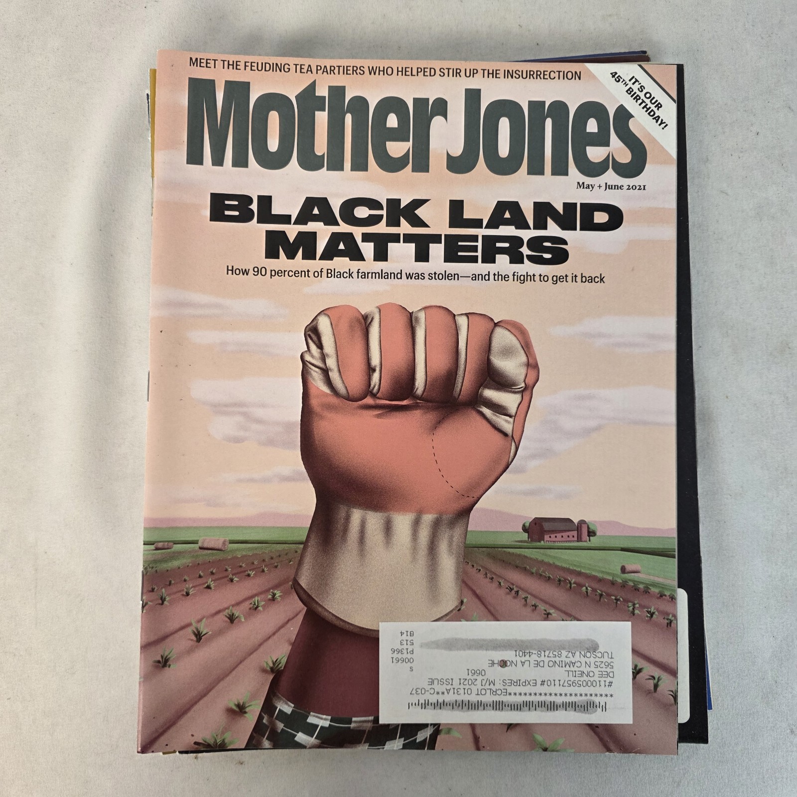 Mother Jones Magazine – Lot Of 17 Issues from 2019-2023 5 Trump Covers