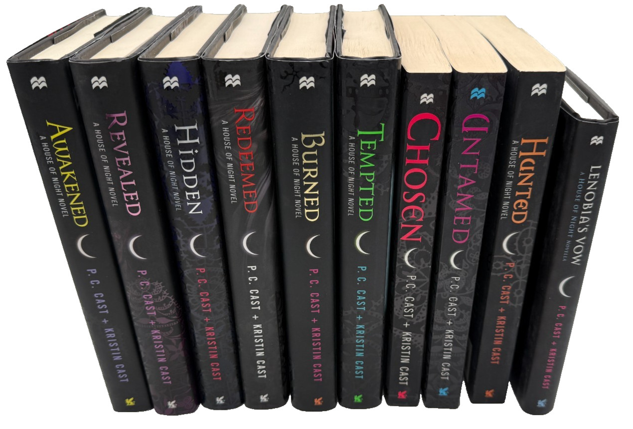 Lot of 10 PC & Kristin Cast Mixed HB and PB in good cond. House of Night