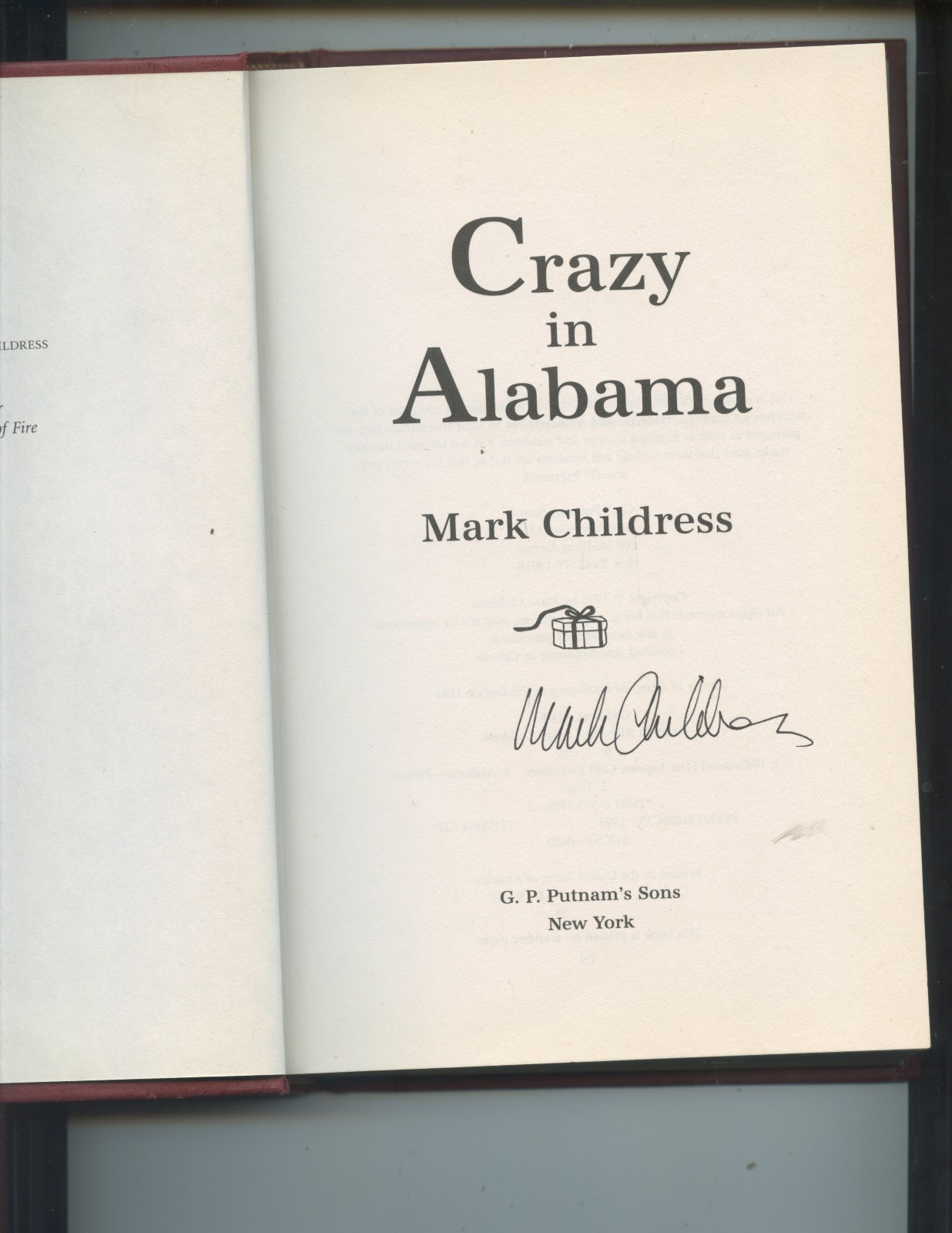 1993 “CRAZY IN ALABAMA” NOVEL SIGNED BY AUTHOR MARK CHILDRESS (383 PAGES, NICE)
