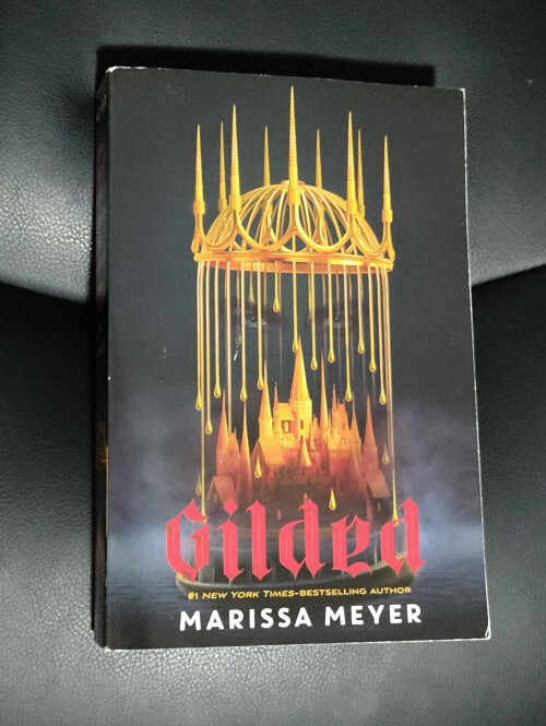Signed Marissa Meyer Gilded Square Fish Softcover Near Fine Condition