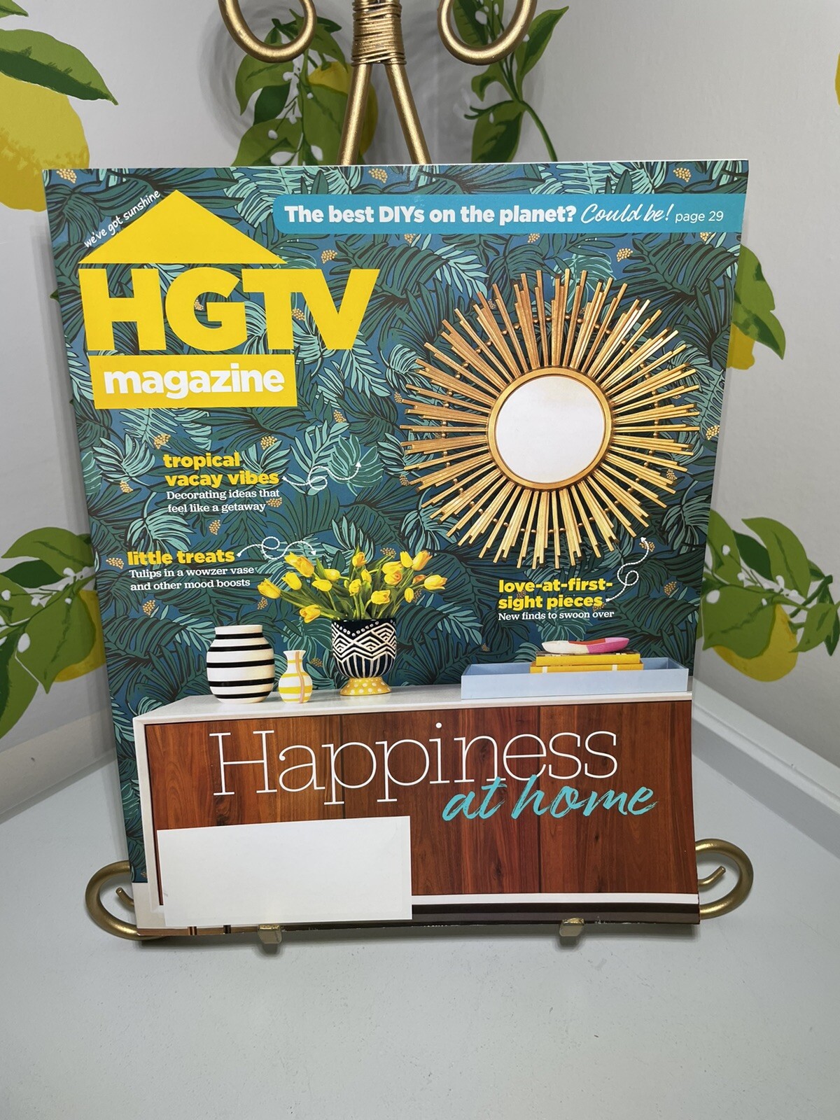 HGTV Magazine January February 2022 Happiness At Home Best DIY Decorating Ideas