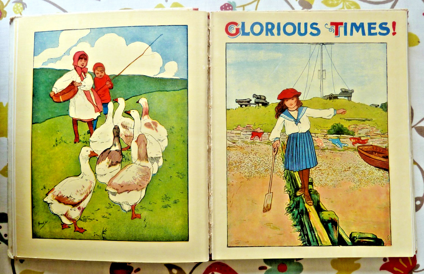 The Volunteers Children’s Book 1905 Thomas Nelson Pictorial Boards