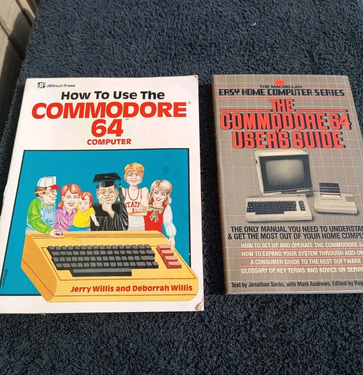 Lot 2 Vintage Commodore 64 Books: User’s Guide + How to Use the Computer VG