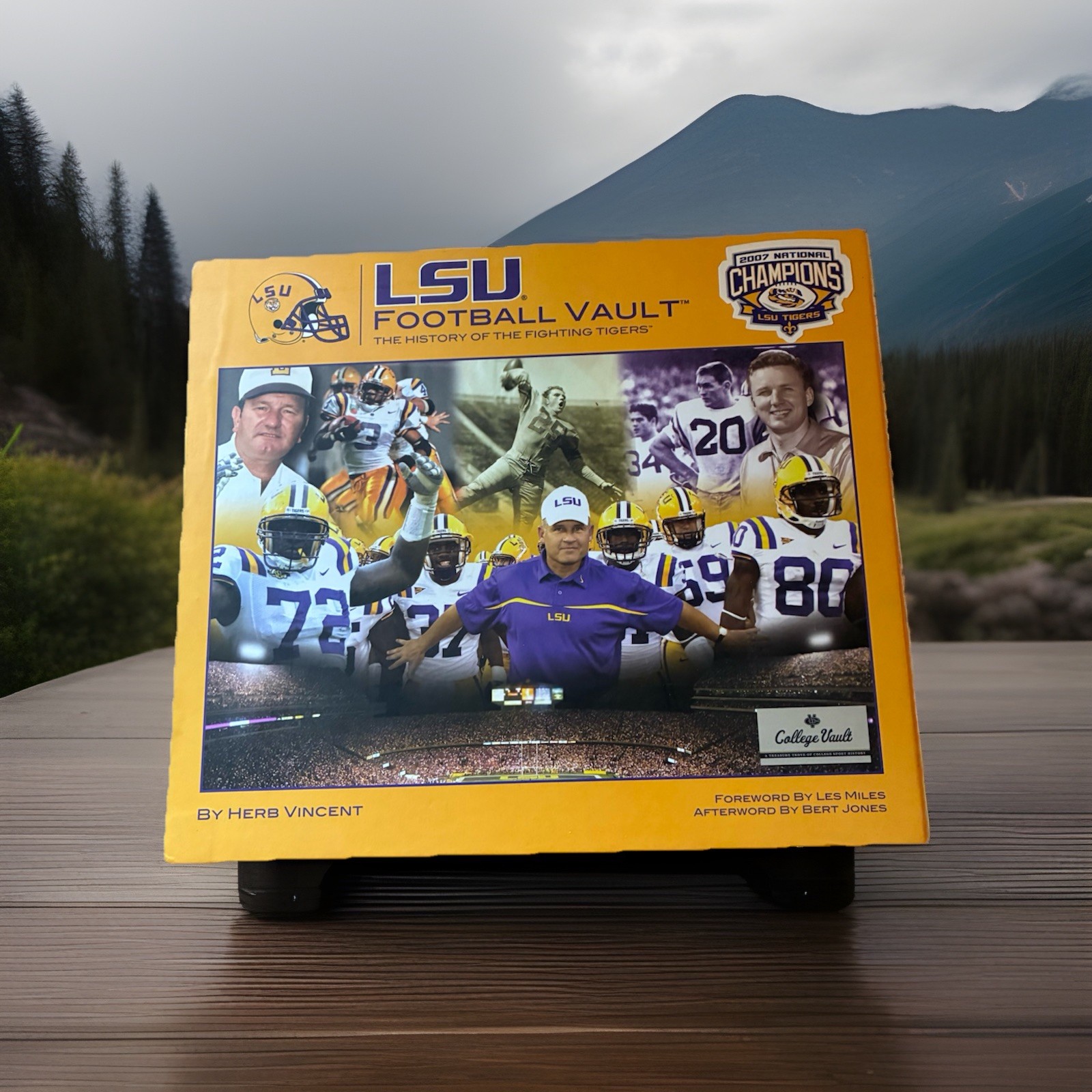 LSU Football Vault: The History of the Fighting Tigers (College Vault) Complete