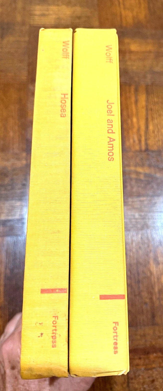 HERMENEIA Bible Commentary Hardcover ’74,’77 Hans Walter Wolff-Joel &Amos,Hosea