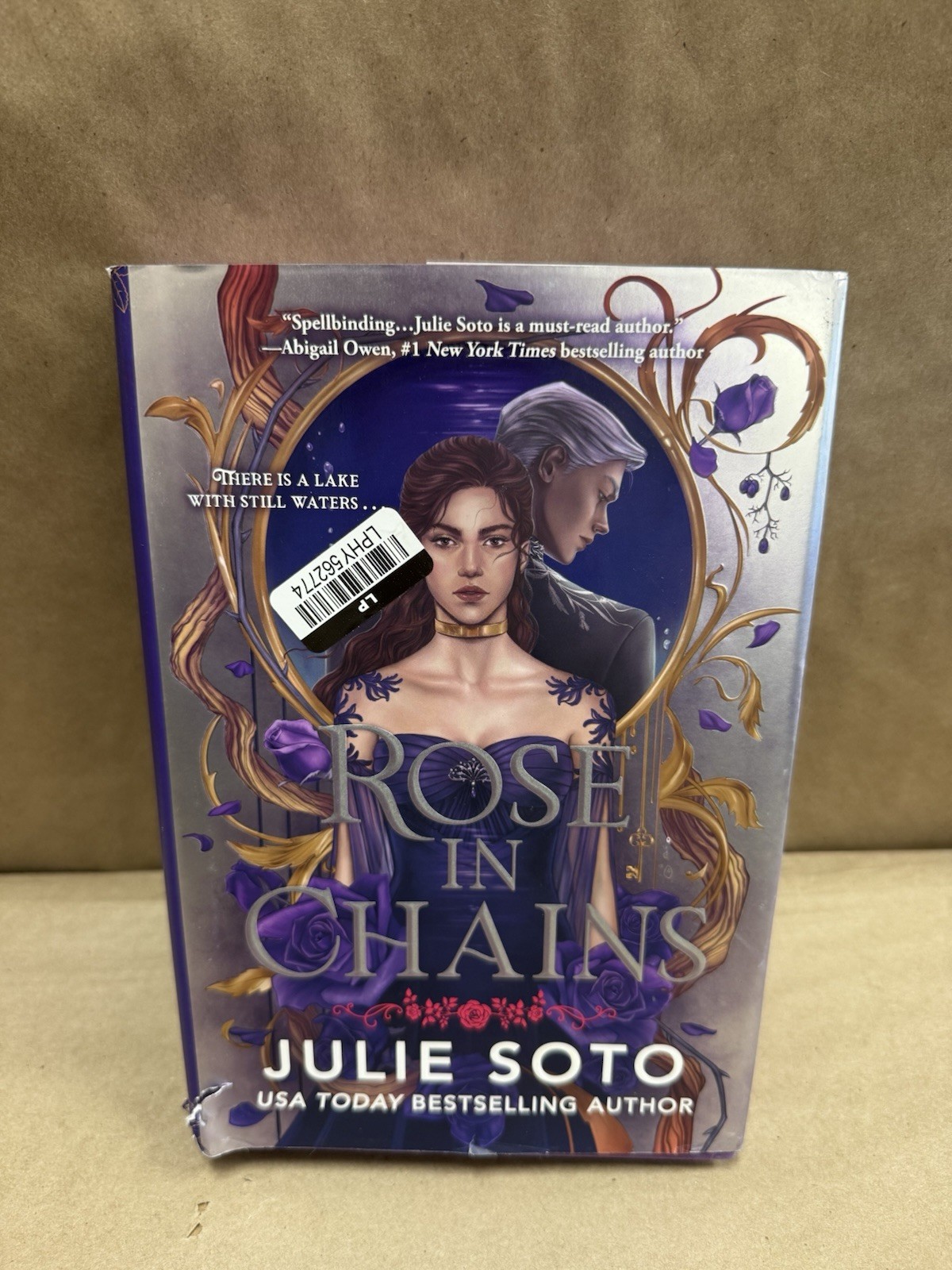 Julie Soto – Rose in chains (USED) Hardcover SEE DESCRIPTION