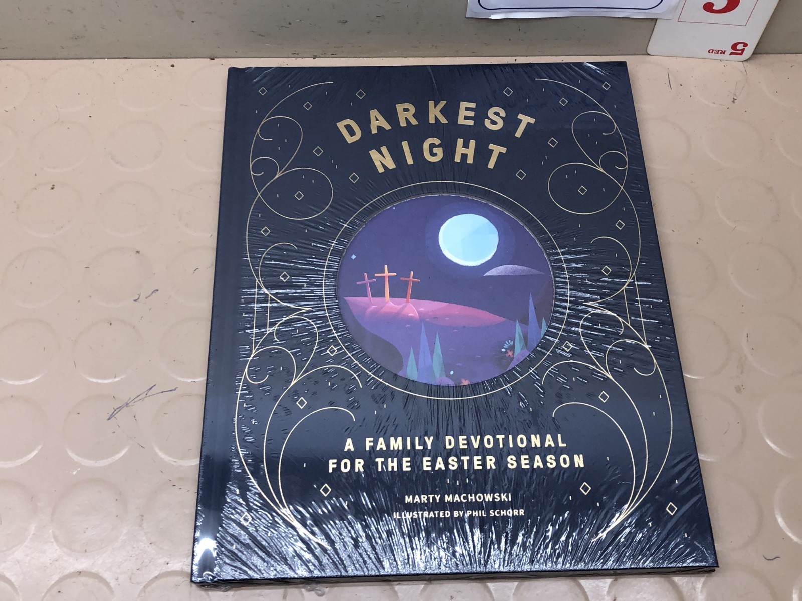 Marty Machowski Darkest Night Brightest Day (Hardback) _ New – Sealed