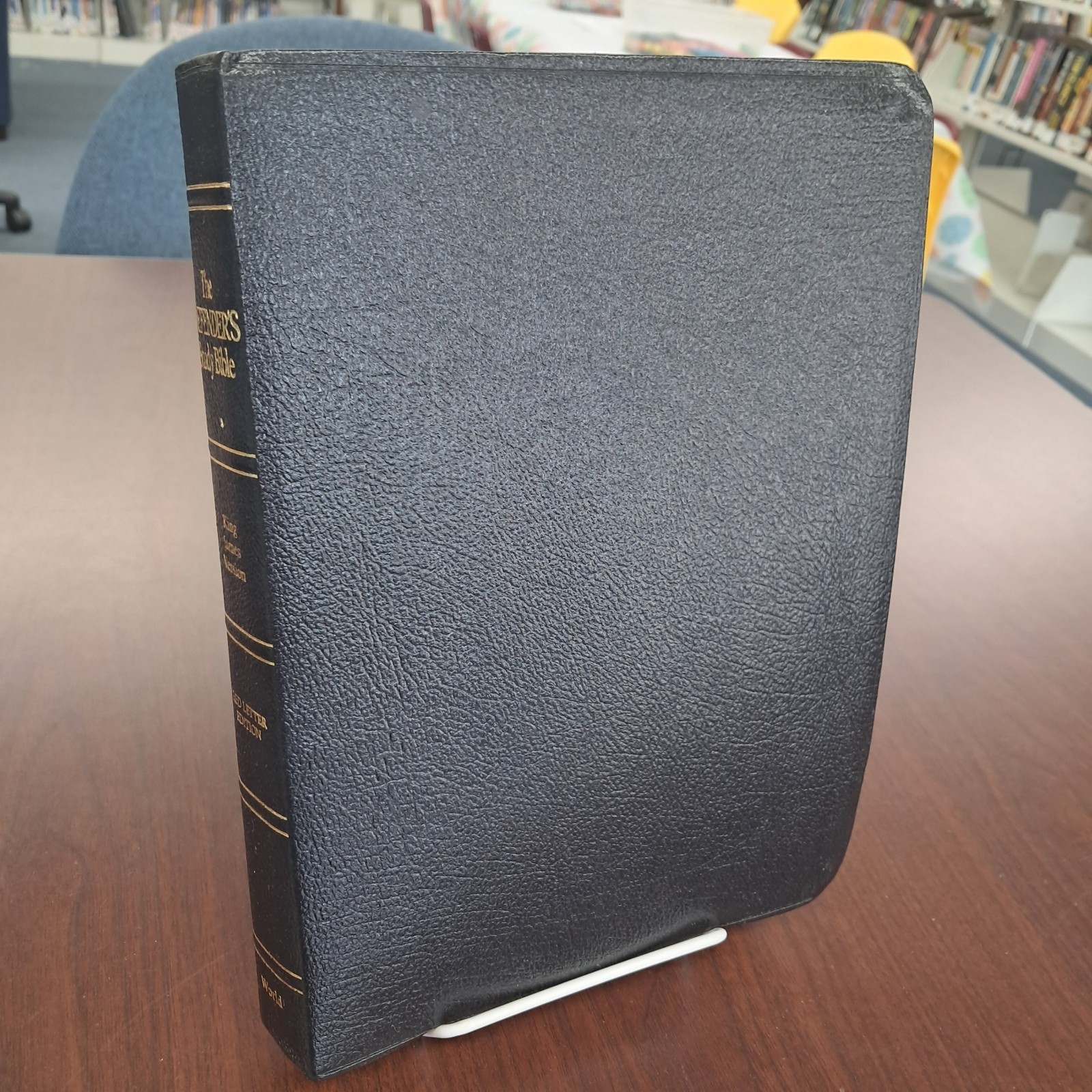 THE DEFENDERS STUDY BIBLE WORLD KJV BONDED LEATHER RED LETTER HENRY MORRIS 1995