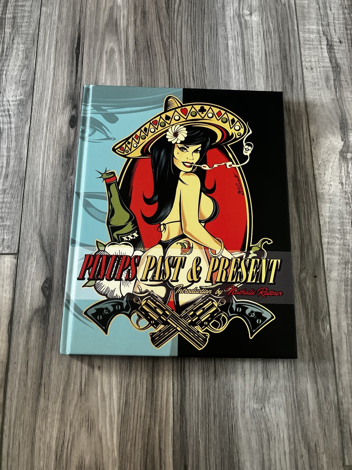 Pinups Past & Present / Hardcover Pinup Art Book