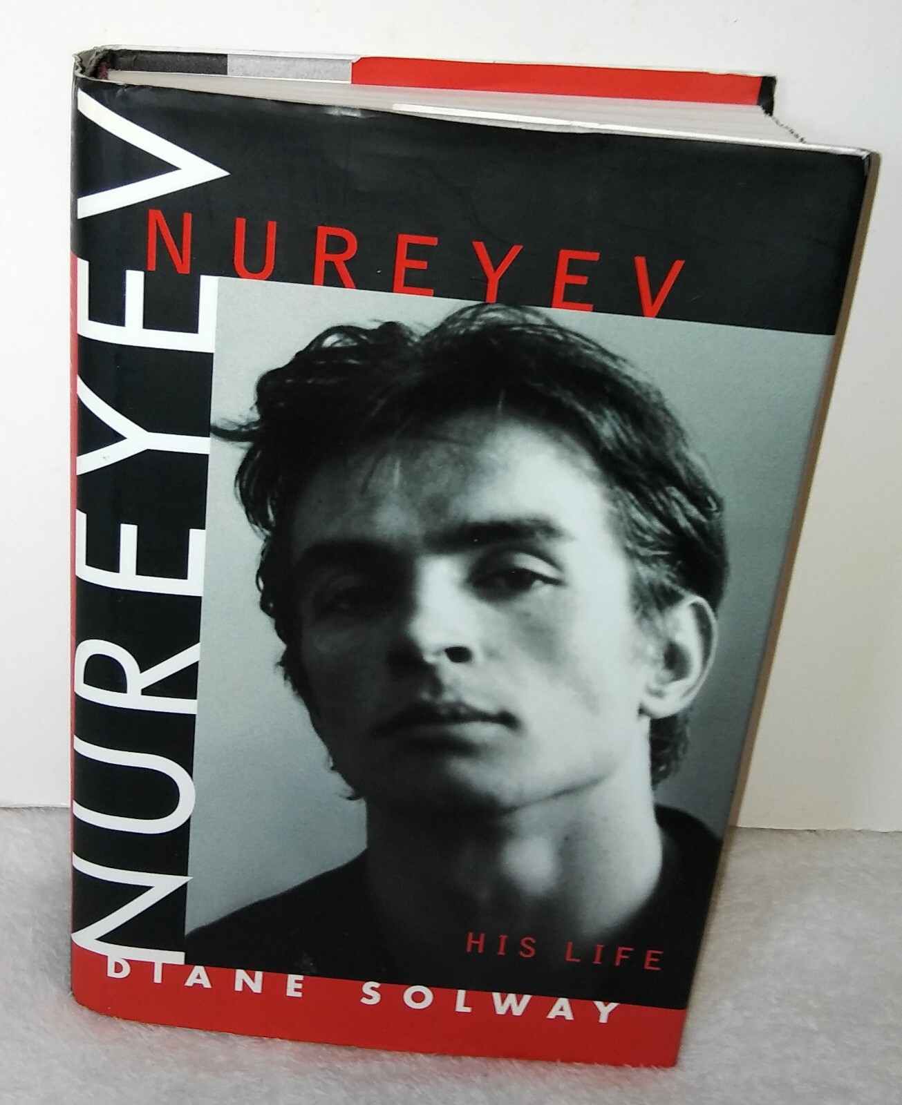 NUREYEV: His Life by Diane Solway, Hardcover, 1st Edition, Like New
