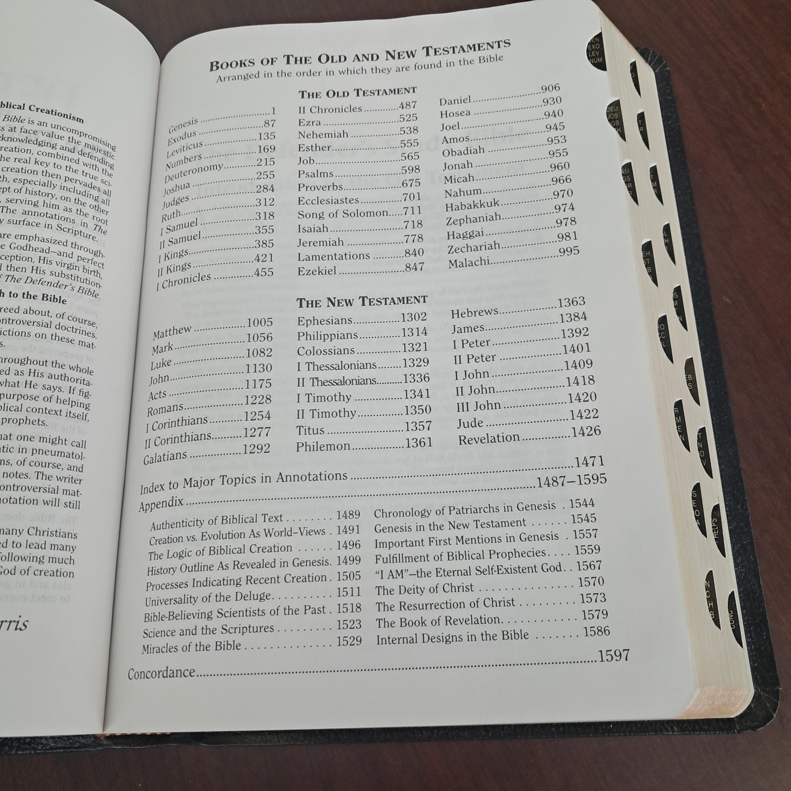 THE DEFENDERS STUDY BIBLE WORLD KJV BONDED LEATHER RED LETTER HENRY MORRIS 1995