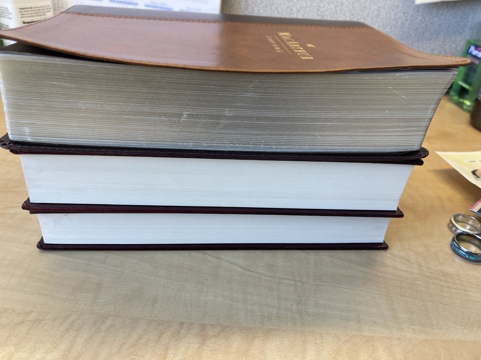 NKJV John MacArthur Study Bible 2nd Edition Imitation Leather Plus Romans Set.