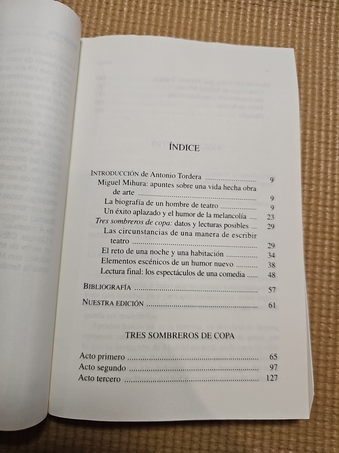 Tres Sombreros de Copa Hardcover Miguel Mihura