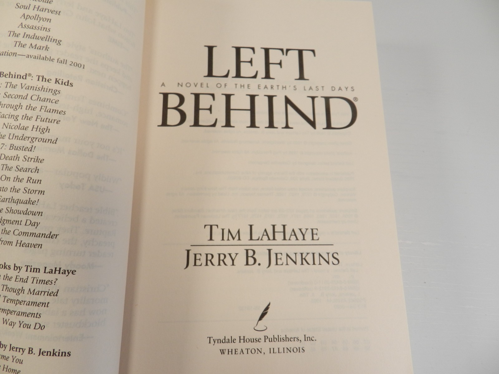 LEFT BEHIND Collection 1 by Tim LaHaye Volume 1-4 Box Set Christian Faith Based
