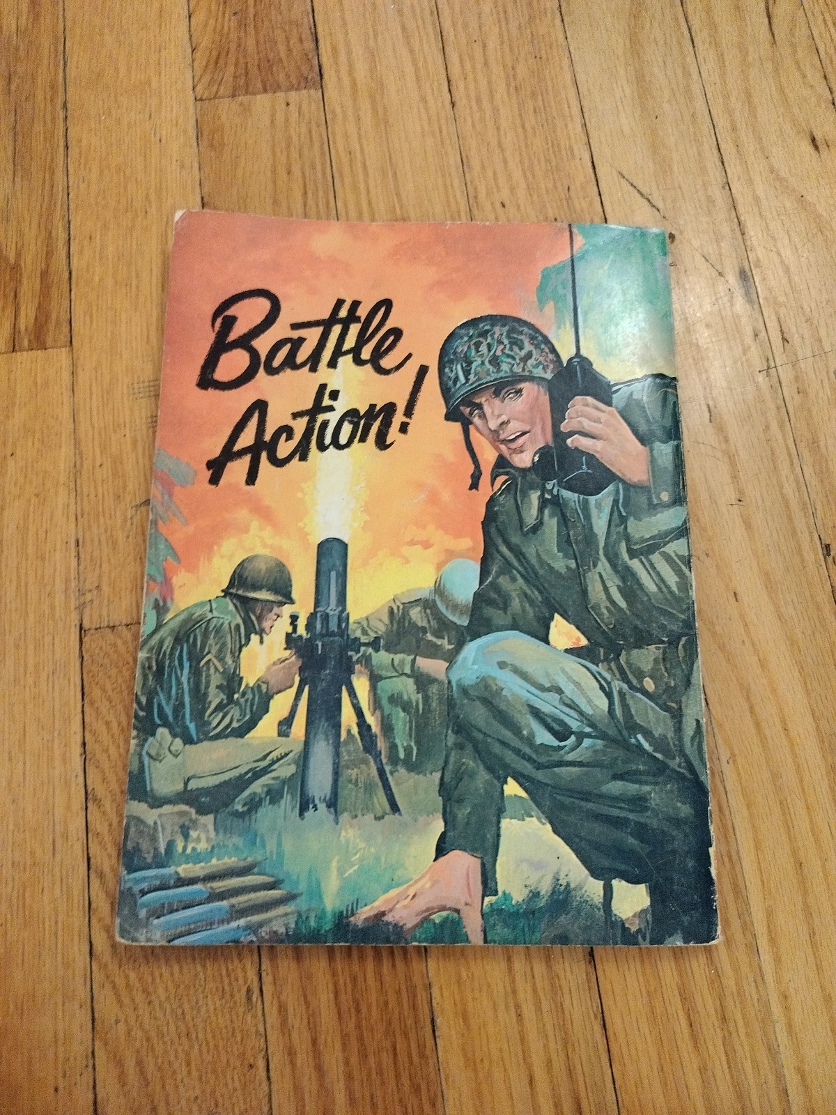 WHITMAN BATTLE ACTION COLORING BOOK, FEW PAGES COLORED 1118