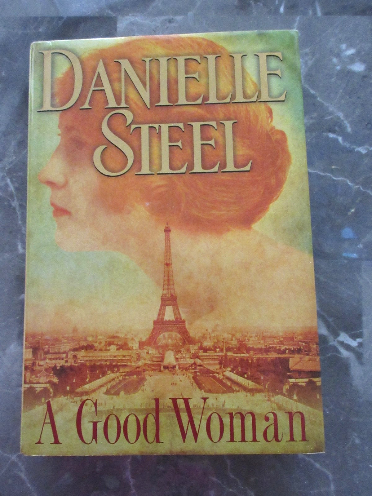 Danielle Steel Hard Cover Books plus 2 Paperbacks – You Choose – Romance Drama &