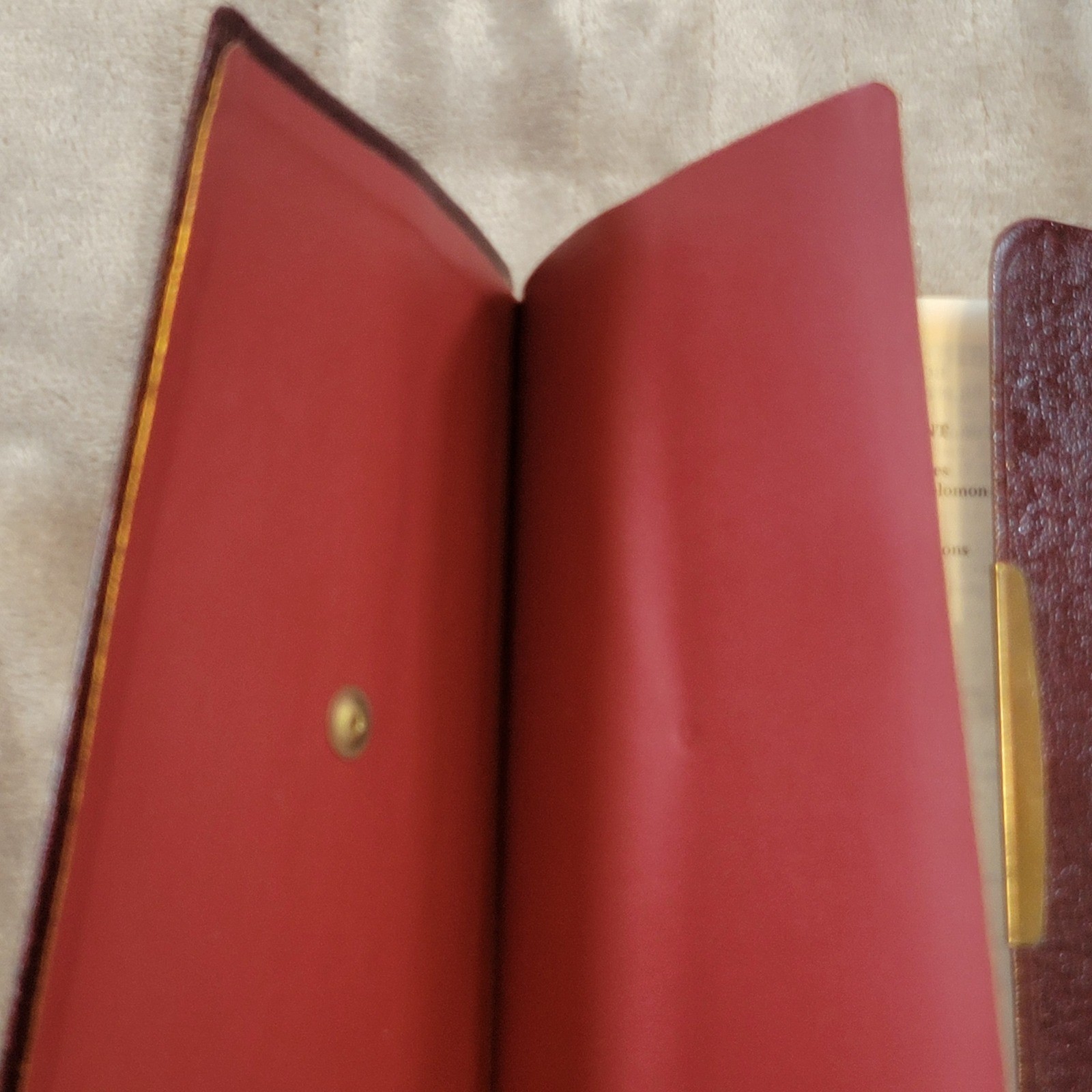 Swaggart KJV Holy Bible Women Of The Bible Burgundy Leather Red Concordance