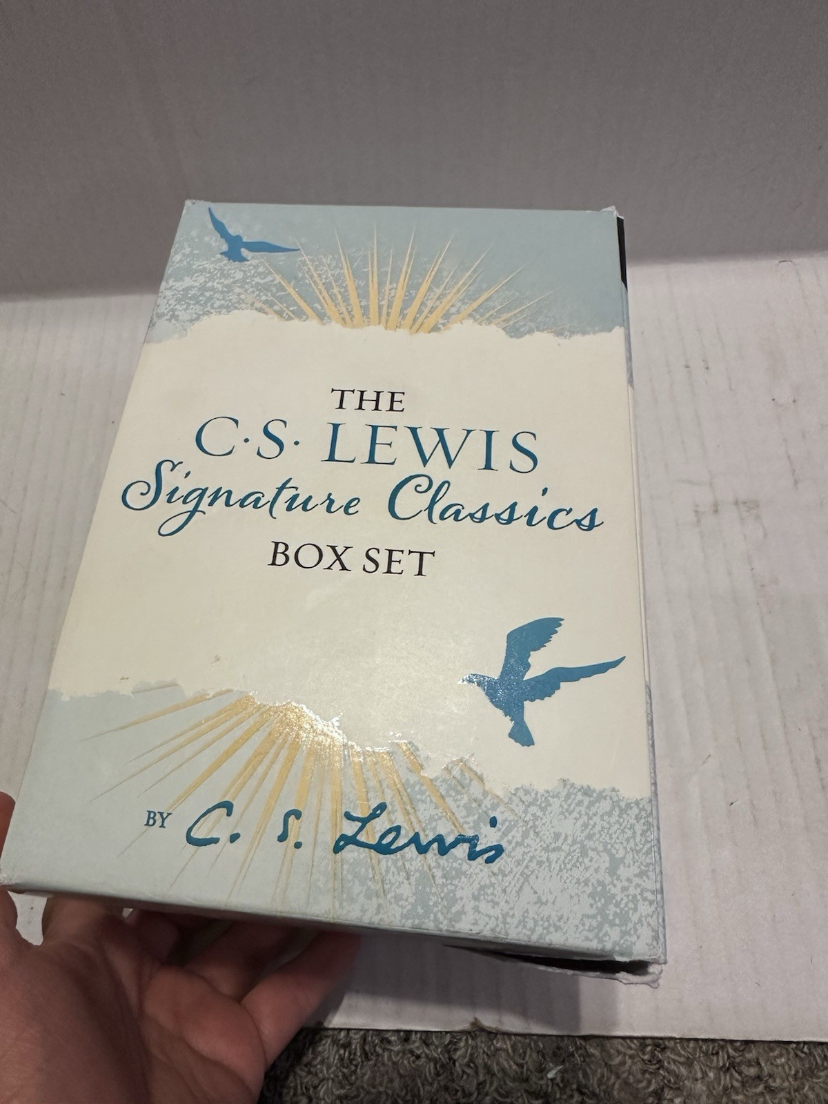 The C. S. Lewis Signature Classics Set 8 Book Box Set & Journal – Never read
