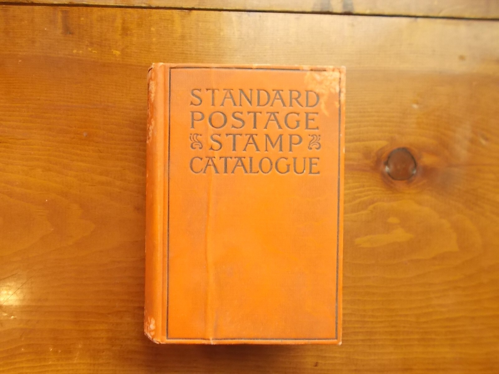 STANDARD POSTAGE STAMP CATALOGUE 1928 6.5X4.5X2.5 INCHES HC 1695+ PAGES