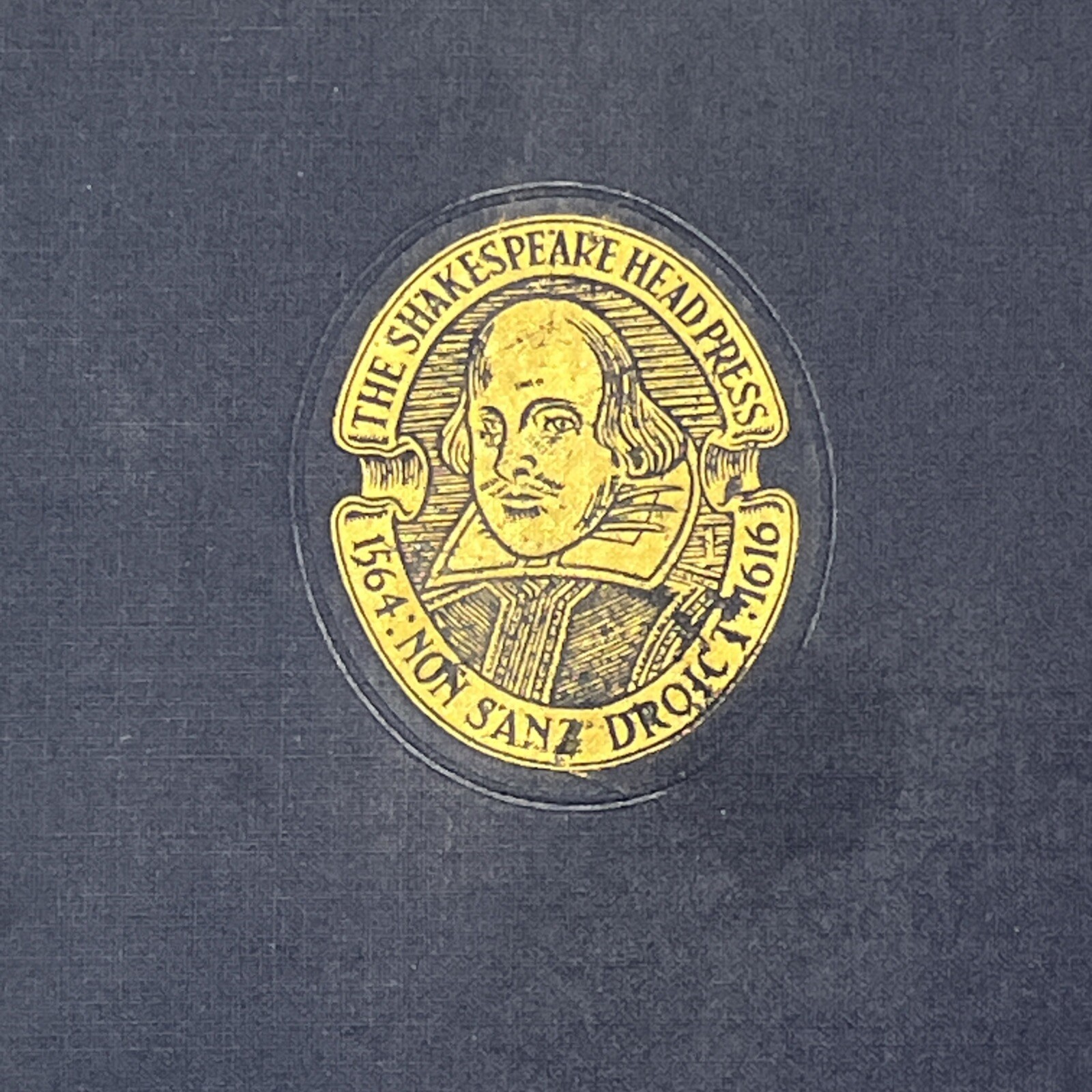 The Complete Works of Shakespeare – Gathered Into One Volume – Non Sanz Droict
