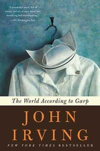The World According to Garp (Ballantine Reader’s Circle) – Paperback – GOOD