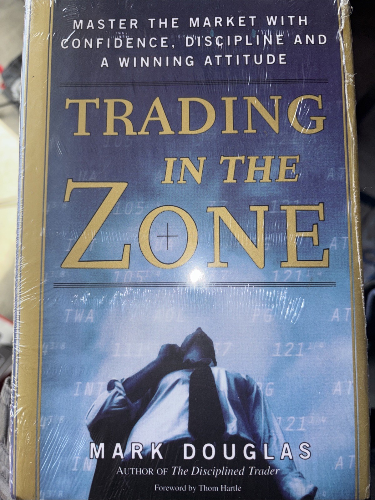 Mark Douglas Book Trading in the Zone Paperback English Brand New