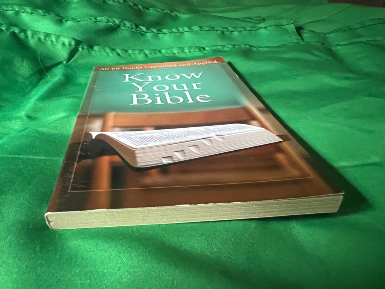 Value Bks.: Know Your Bible : All 66 Books Explained and Applied by Paul Kent…