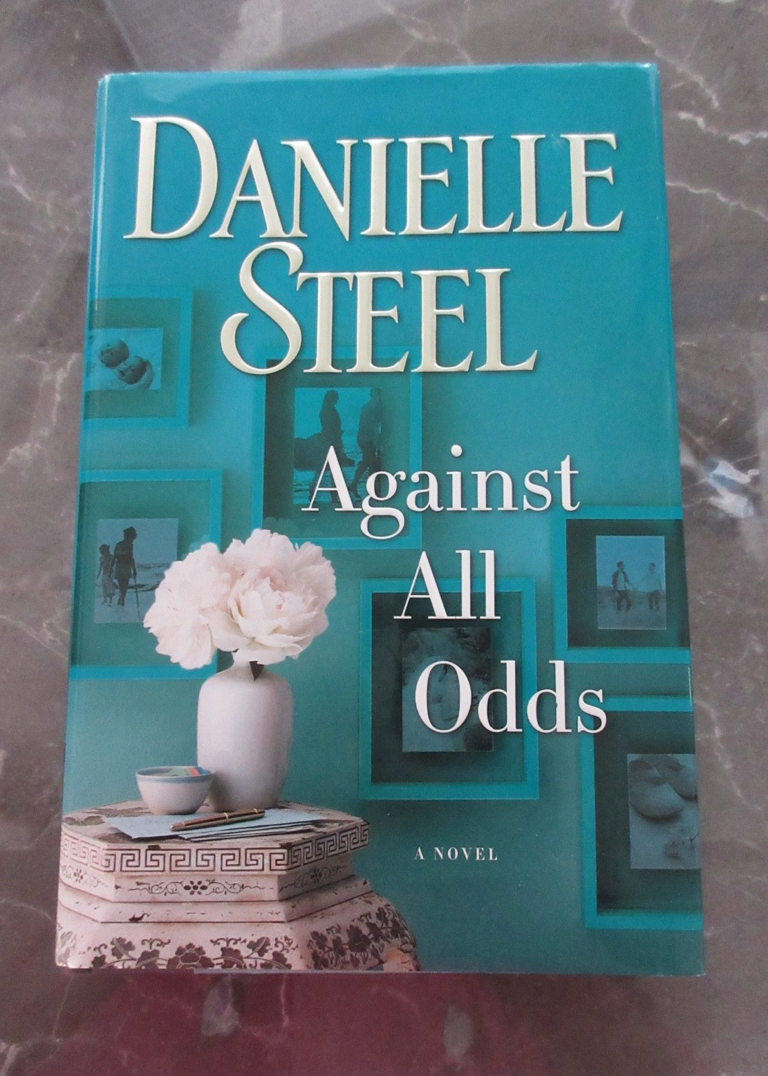 Danielle Steel Hard Cover Books plus 2 Paperbacks – You Choose – Romance Drama &