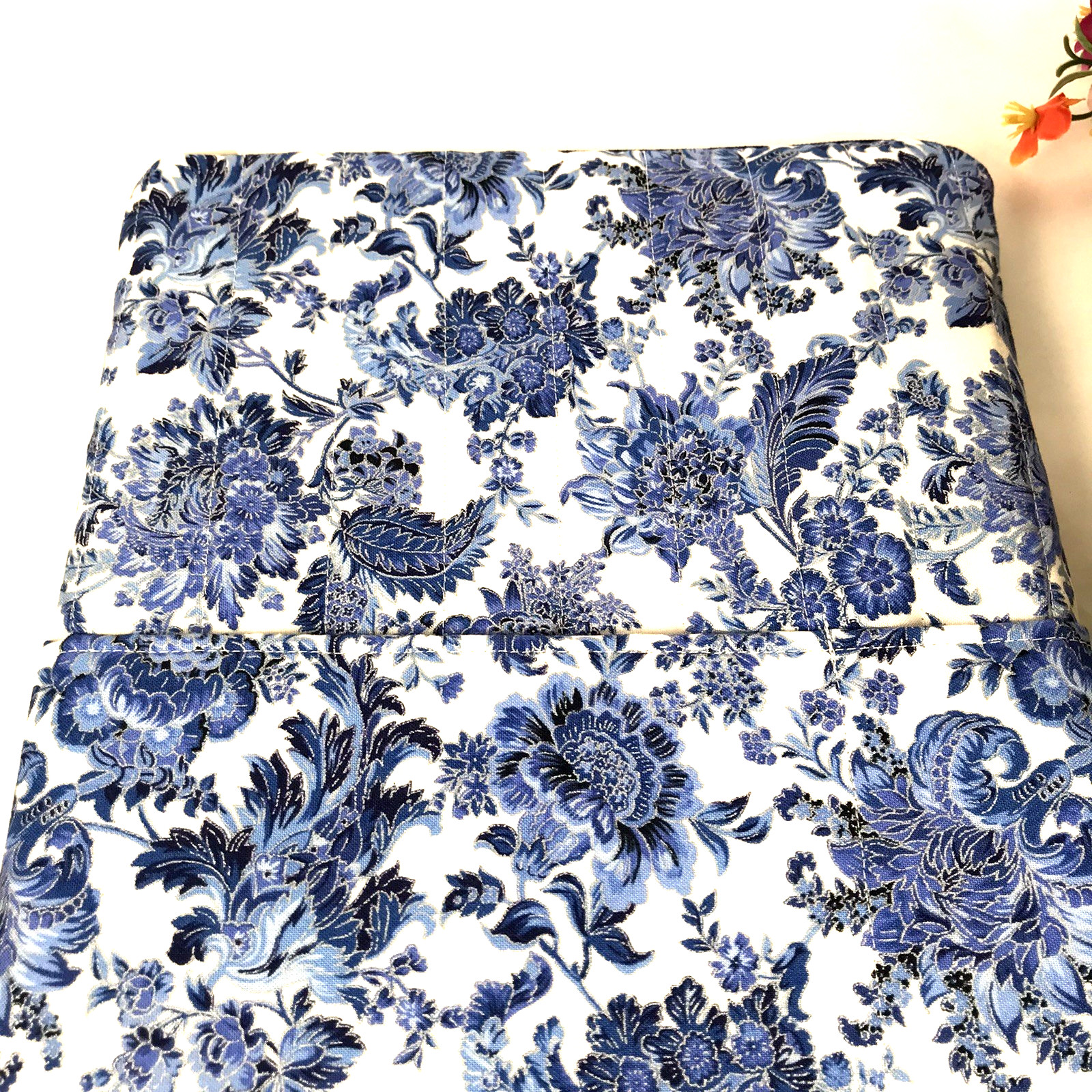 Book Bible Sleeve 11″ iPad Sleeve Pouch Quilted Floral Paisley Blue Black Silver