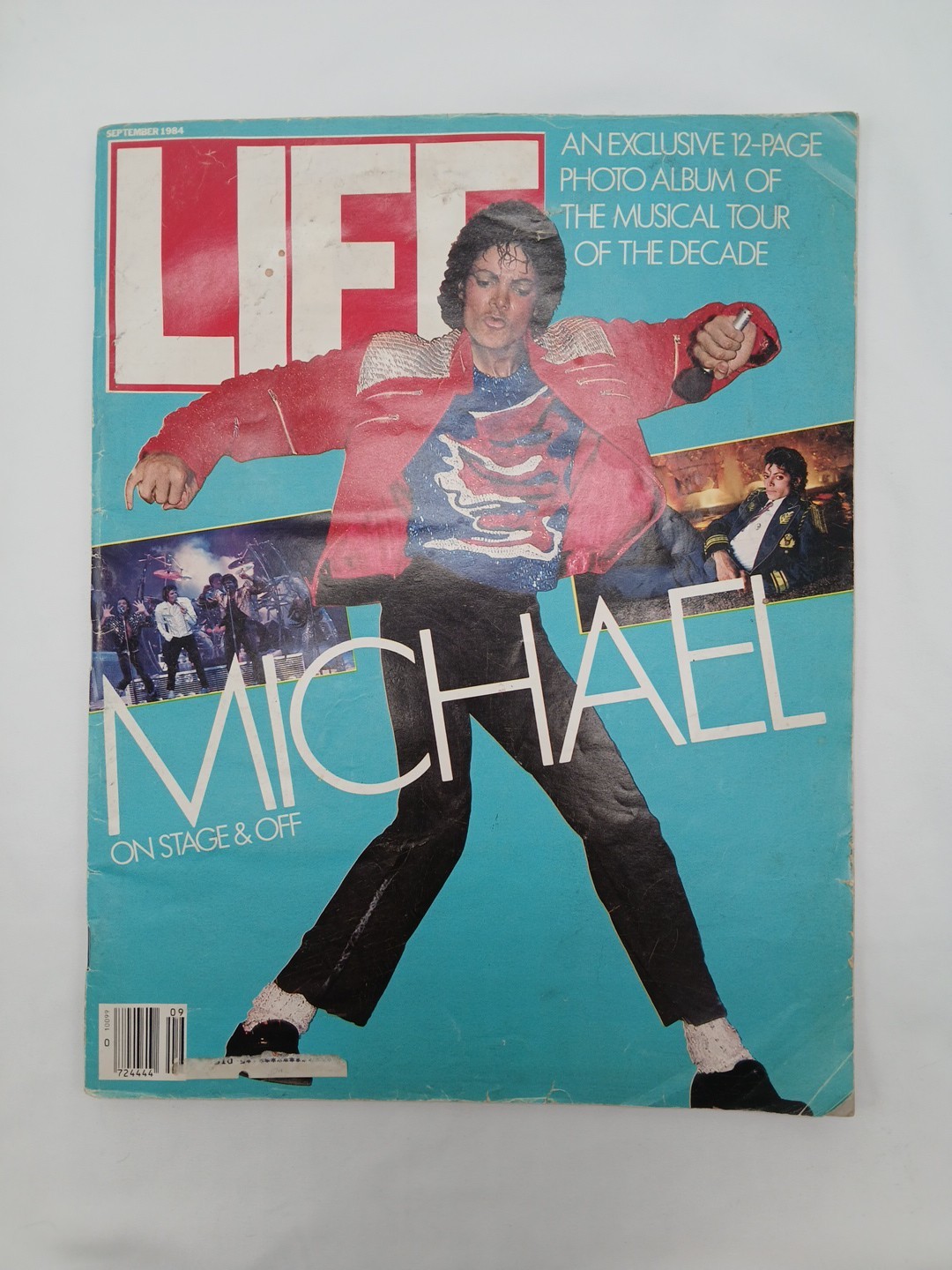 LIFE Magazine – Michael Jackson On Stage & Off 12 Pages Of Photos September 1984